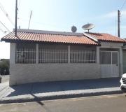 Casa para Venda, em , bairro Vila Jardim, 2 dormitórios, 1 banheiro, 1 vaga